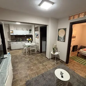 Apartament At The Core Of The Next To Gallerius Palace, Saloniki